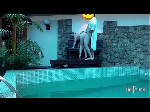 ❤️ Boss invites maid to the pool, but couldn't resist a hot ☑ Super sex at us ☑